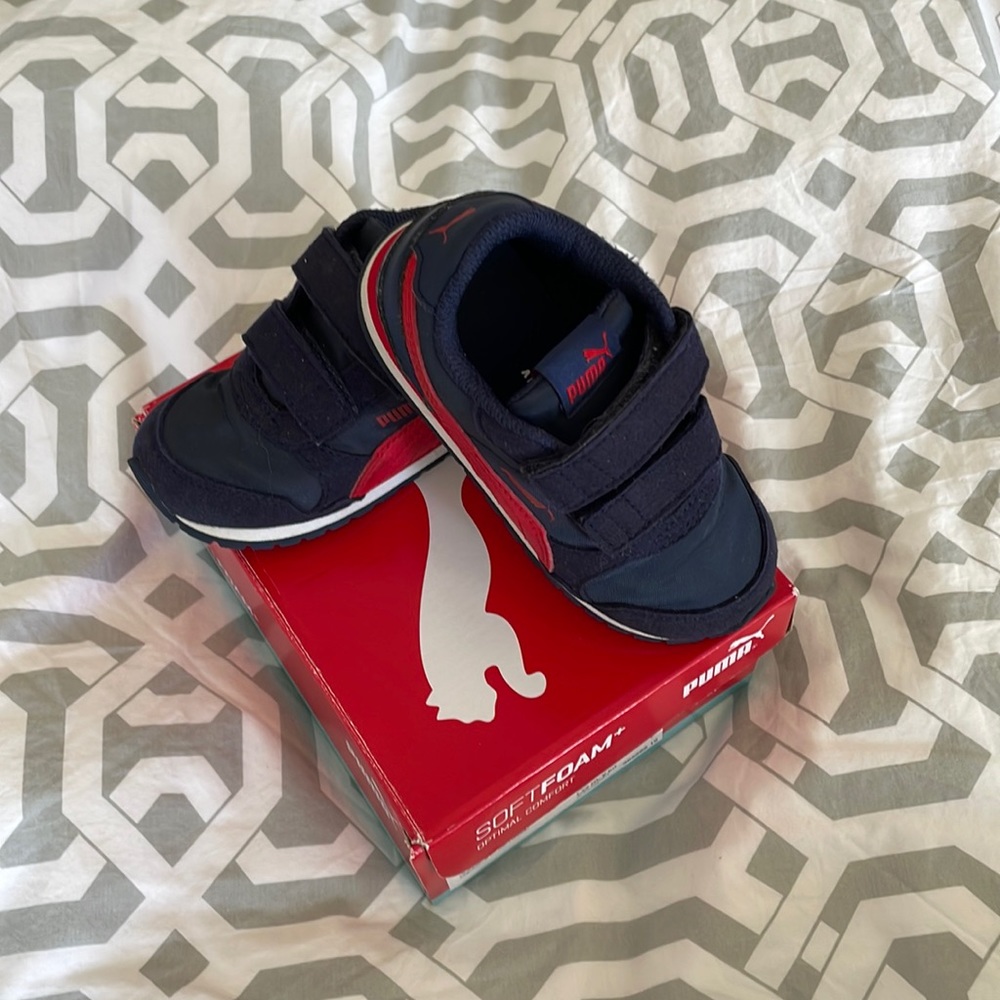 Toddler puma size 9 sneakers